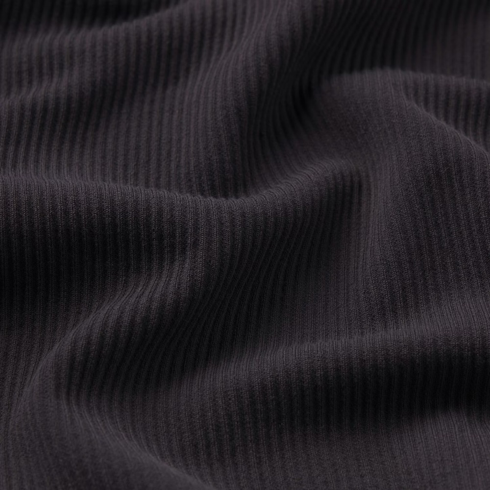 Nike Skims Ribbed Seamless Racer Front Tank in Obsidian Black - Picture 6 of 8